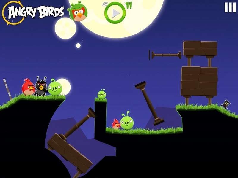 Angry Birds Star Wars Level Gameplay Screenshot showing characters like Red Bird as Luke Skywalker